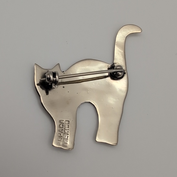 Silver Tone Cat Brooch with Iridescent Abalone Shell Accent - Cat Jewelry Pin - Picture 4 of 5